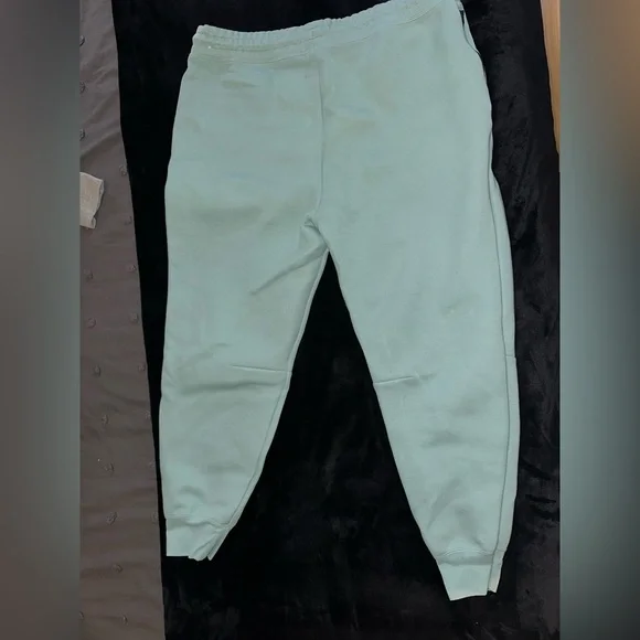 Nike Green Track Pants with Tapered Fit and Elastic Waistband - Picture 7 of 7